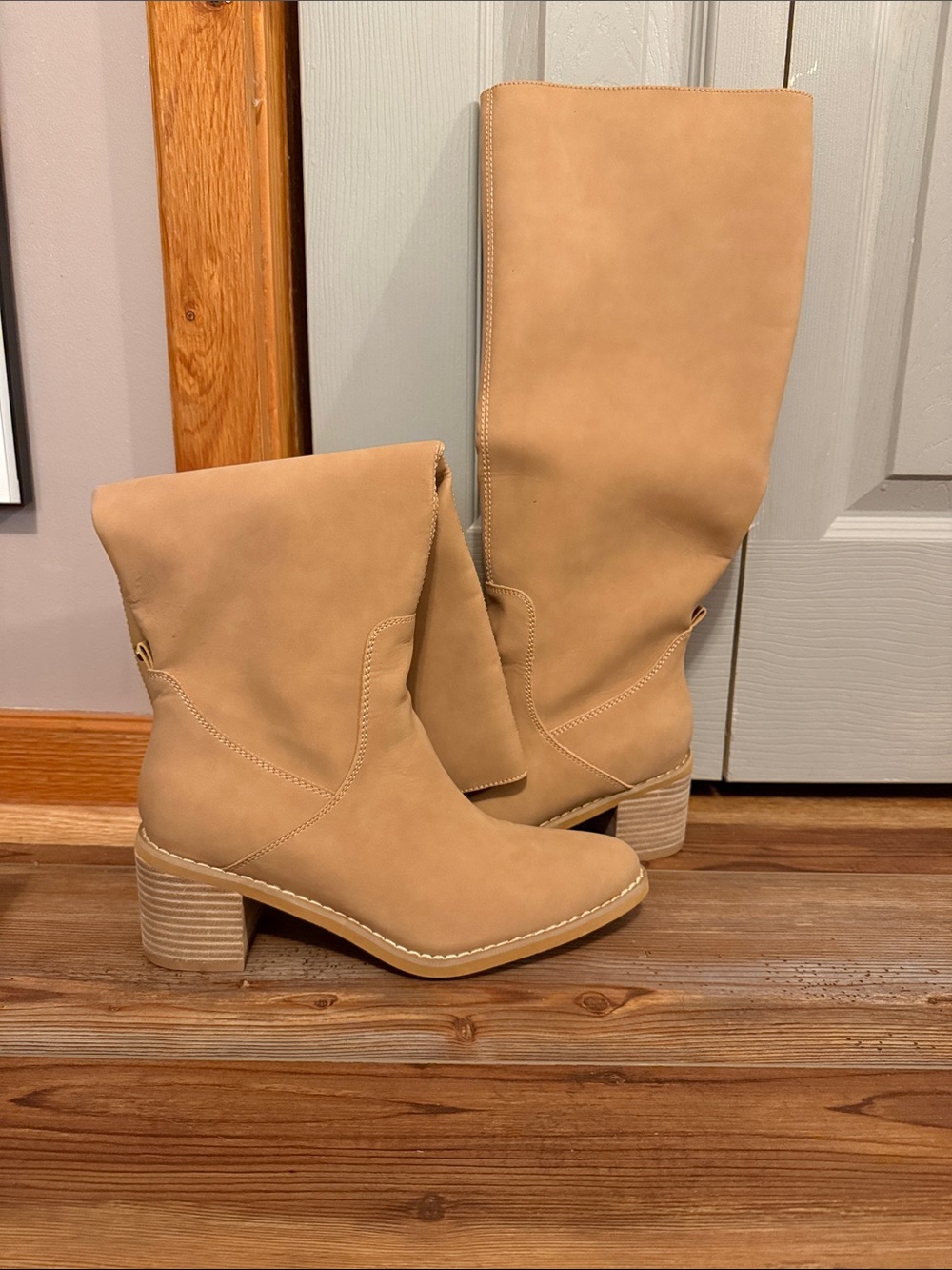 Women's Tan Mid-Calf Block Heel Boots